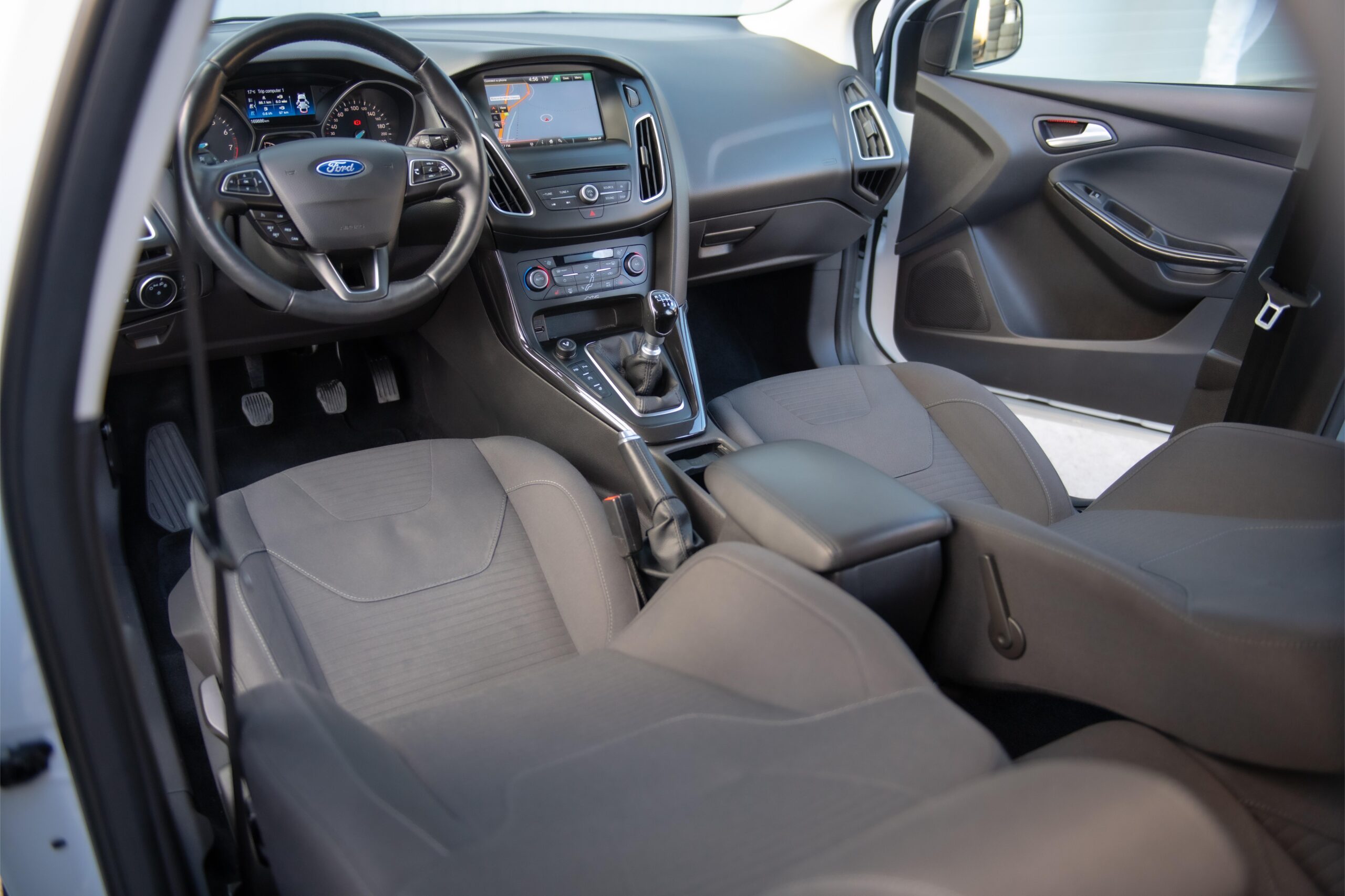 🔊 Ford Focus Mk3 Facelift 2015 Titanium Plus ✨ Garantie 12 Luni ⬆️